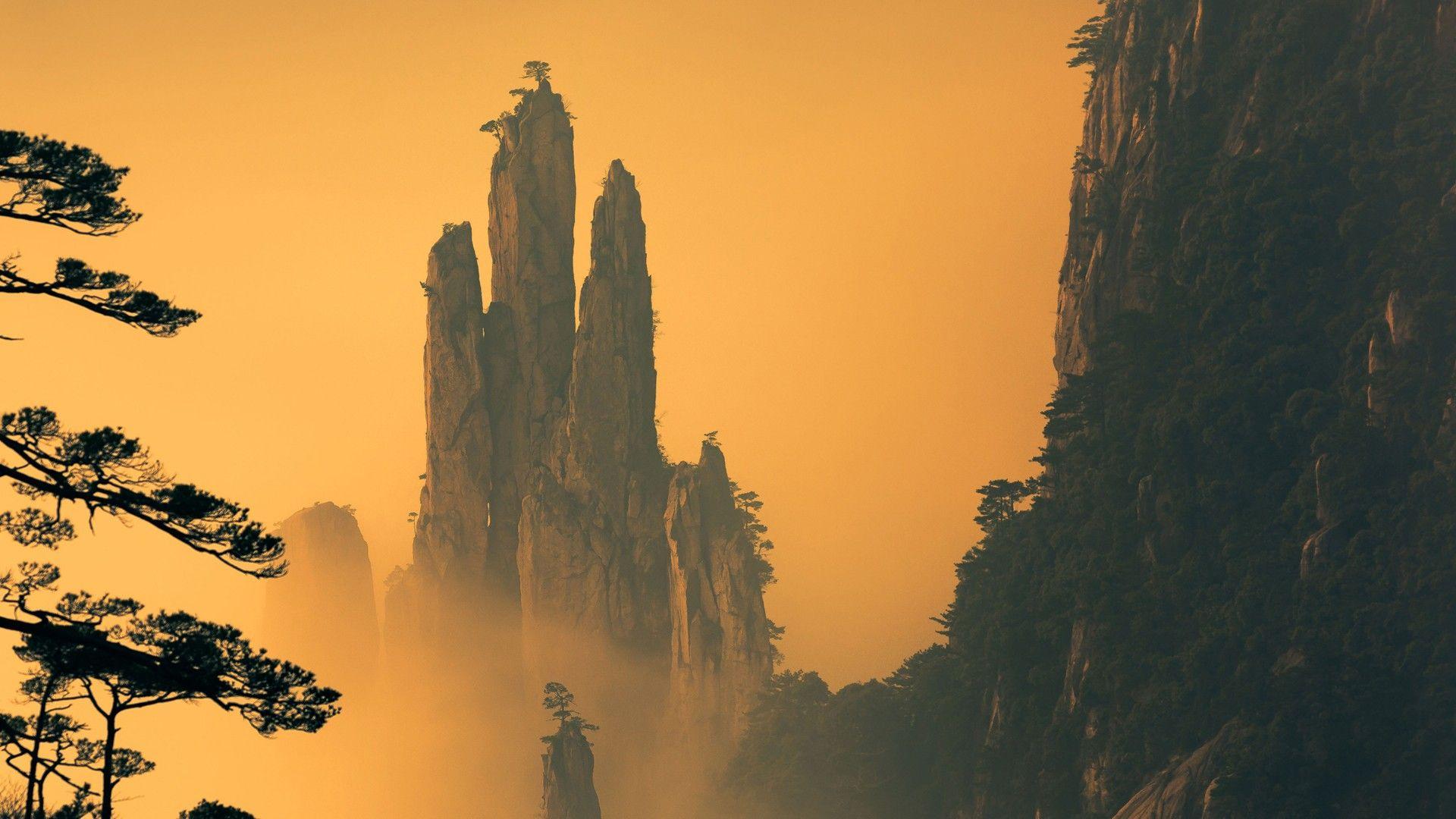 Huangshan: Embracing the Otherworldly Beauty of China's Yellow Mountains