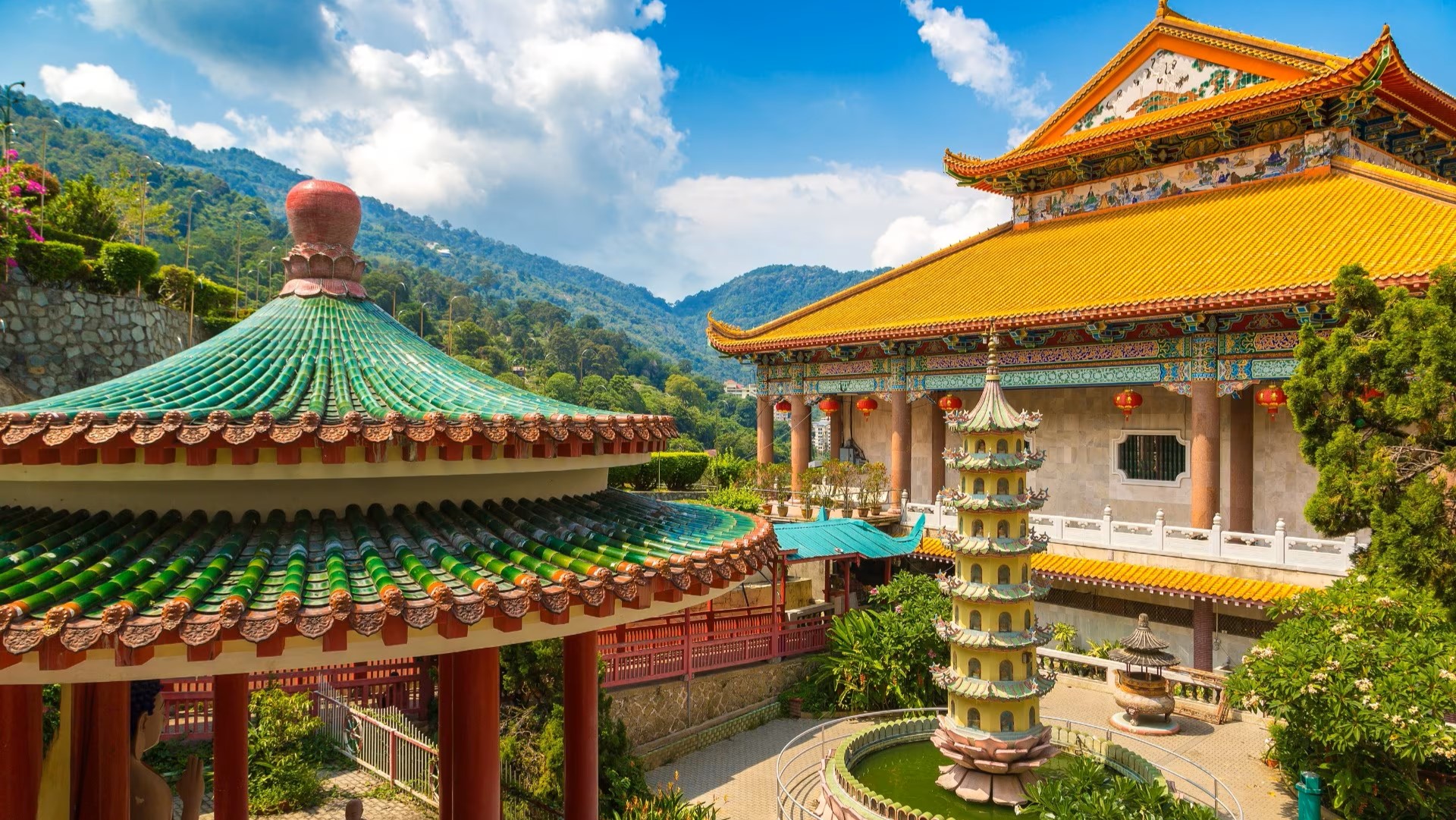 The Magnificent Kek Lok Si Temple in Penang, Malaysia
