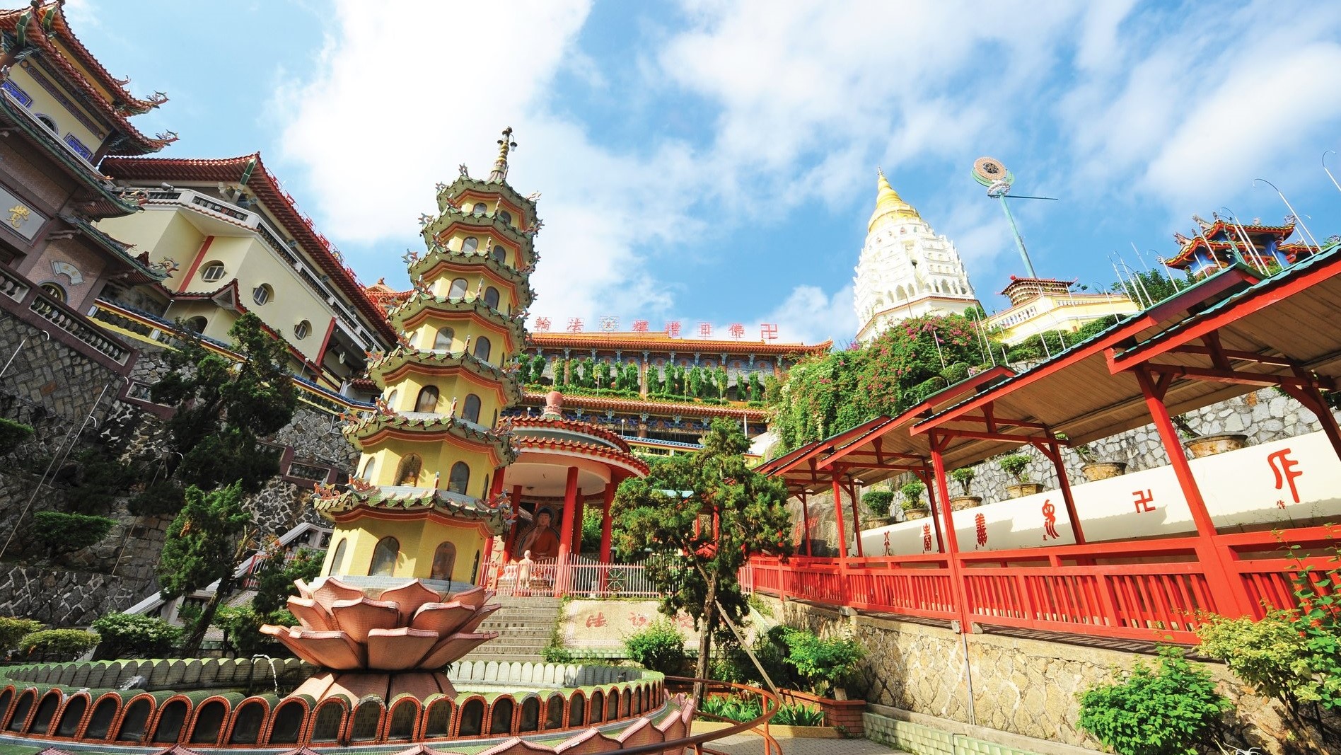 The Magnificent Kek Lok Si Temple in Penang, Malaysia
