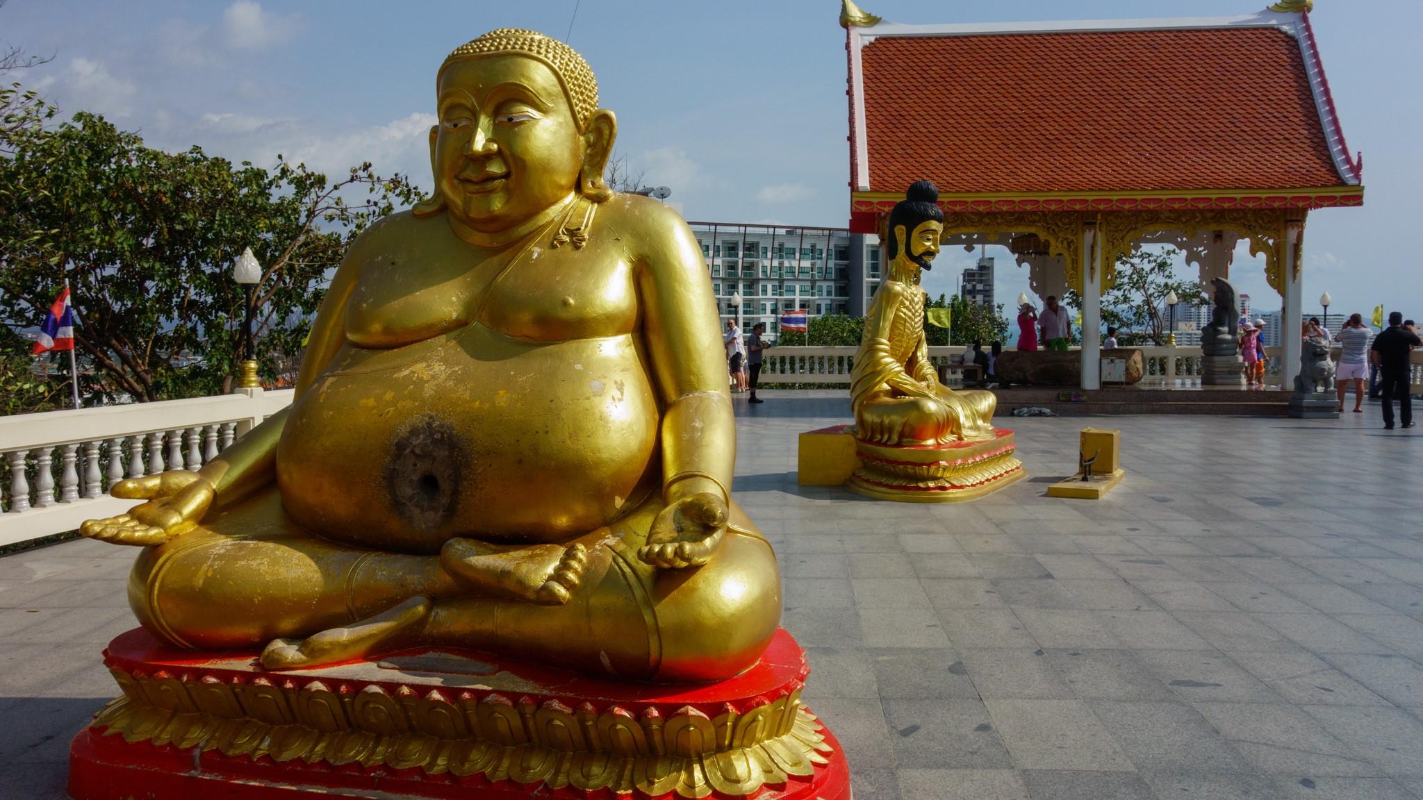 Wat Phra Yai:The Big Buddha Temple in Thailand