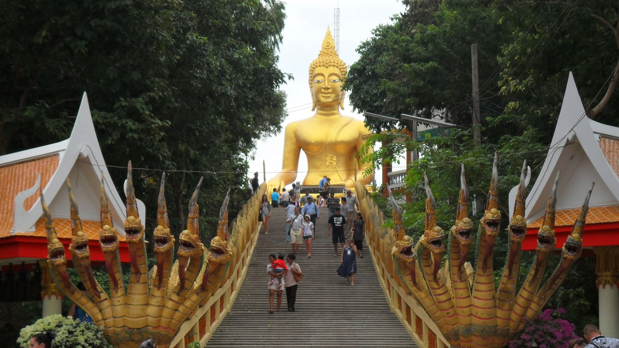 Wat Phra Yai:The Big Buddha Temple in Thailand