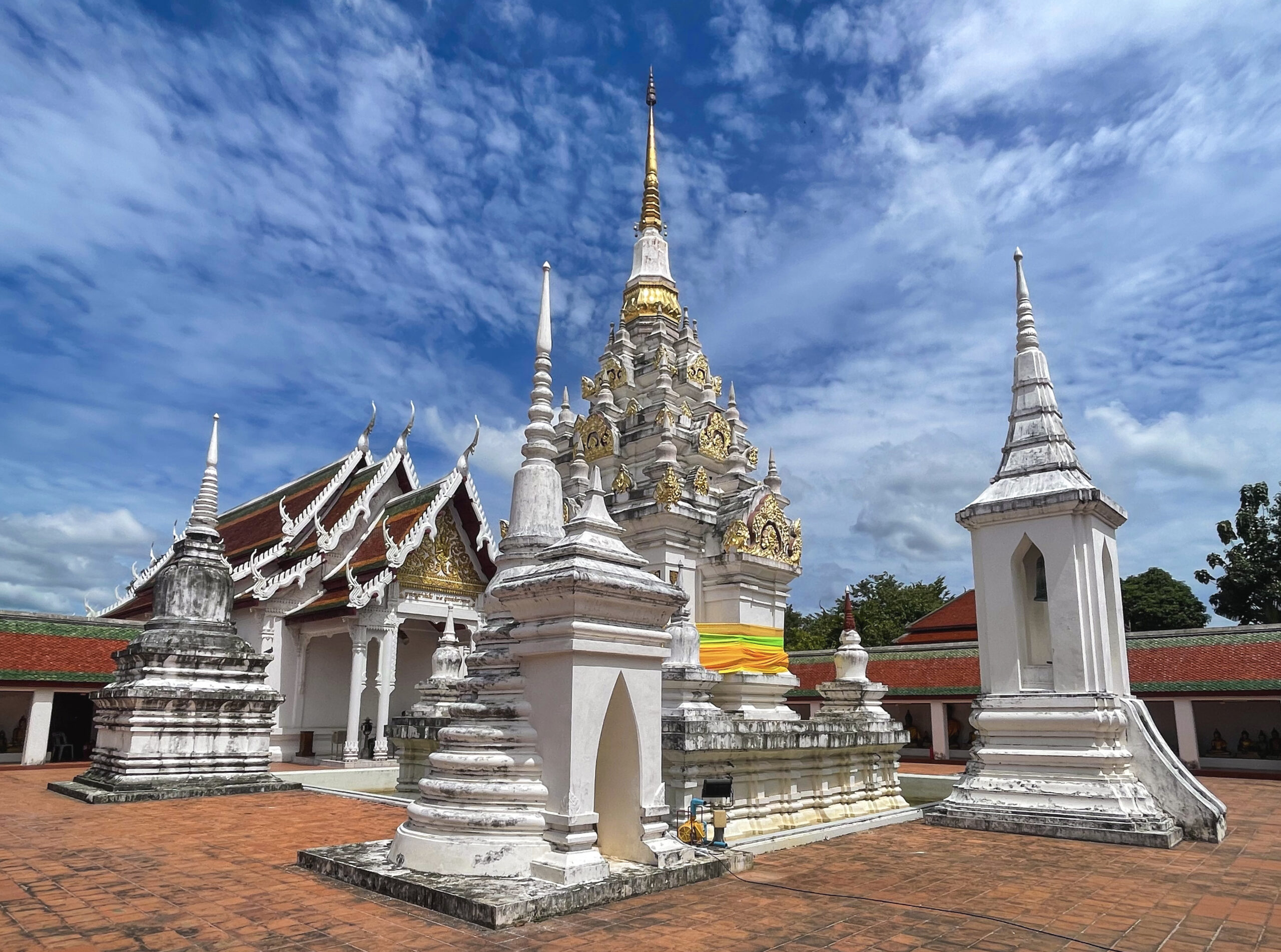 Wat Ratchanatdaram Worawihan: The Majestic Metal Castle of Bangkok