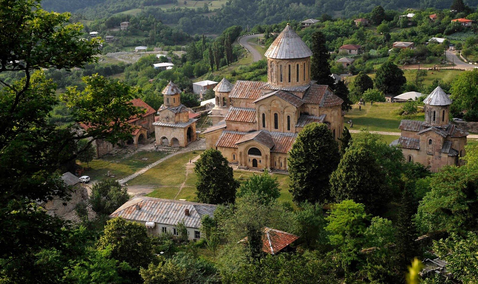 Gelati Monastery: A Magnificent Treasure of Georgian Culture and Spirituality