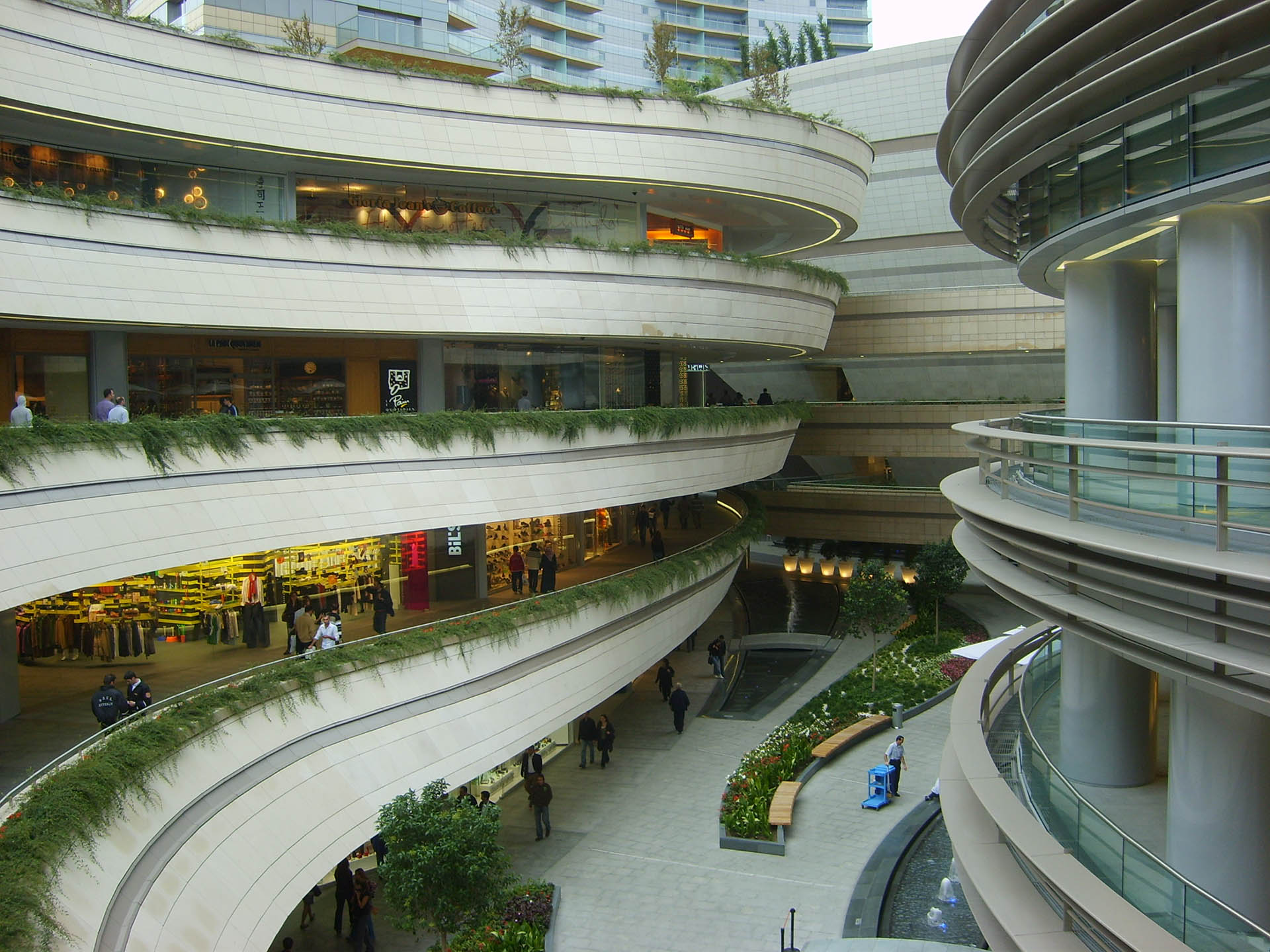 Kanyon Shopping Center: Istanbul's Architectural Marvel