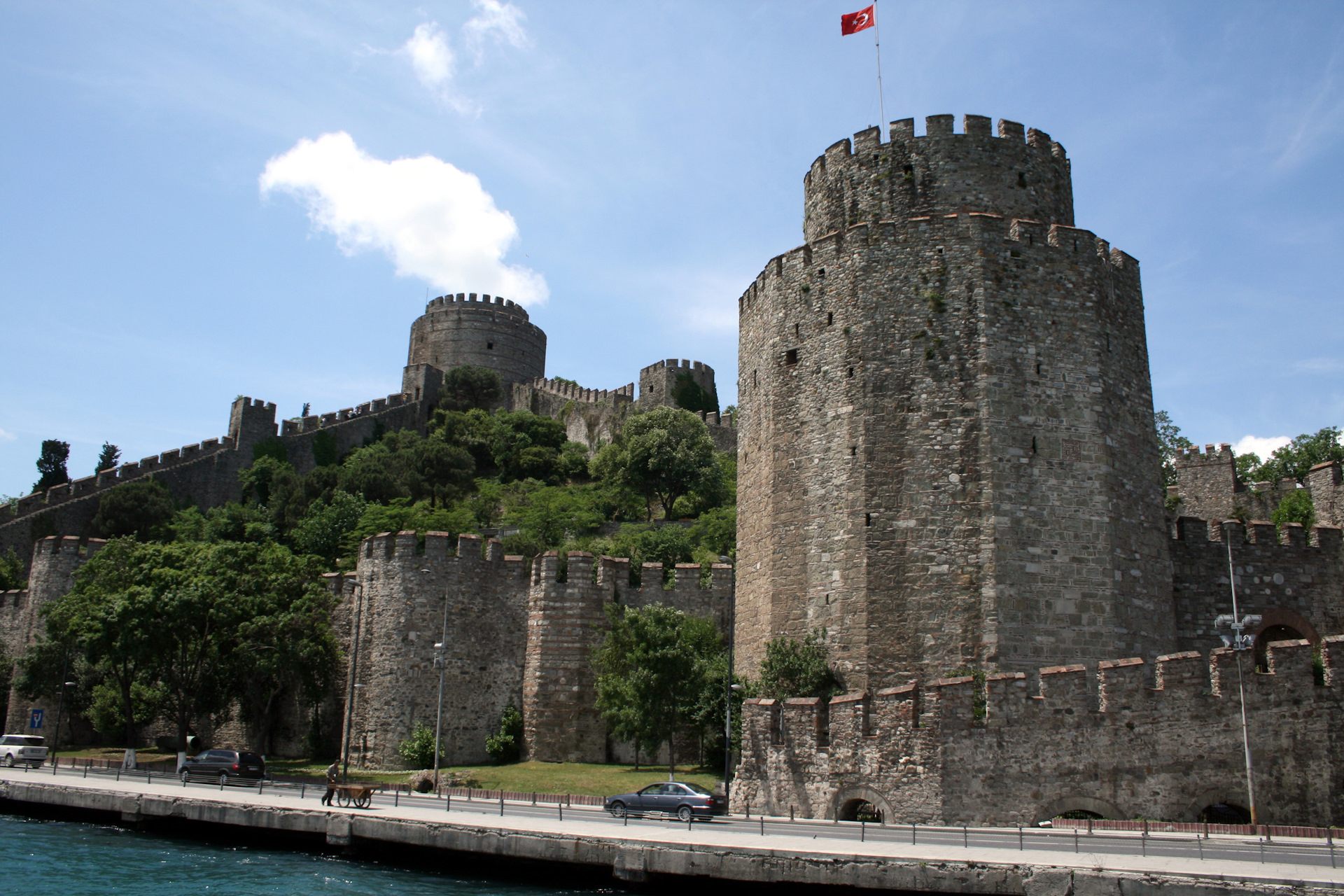 Rumeli Fortress: Istanbul's Mighty Sentinel on the Bosphorus
