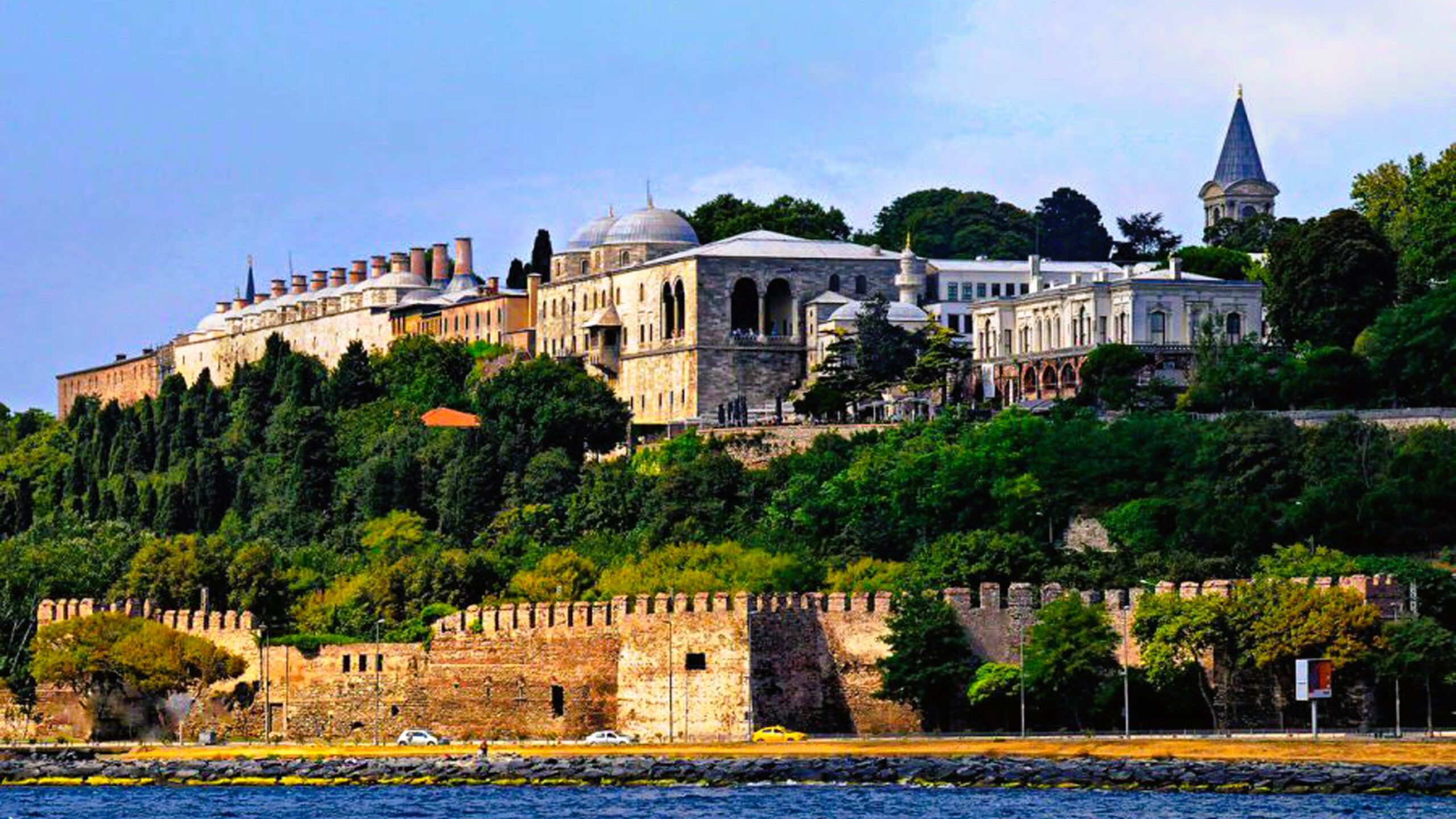 Topkapı Palace: An Opulent Journey Through Ottoman Splendor