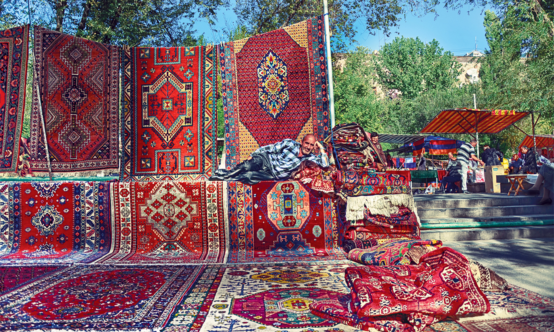 Vernissage Market of armenia