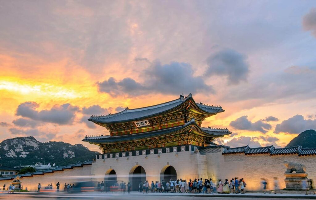 Gyeongbokgung Palace: A Magnificent Gateway to Korea's Glorious Past